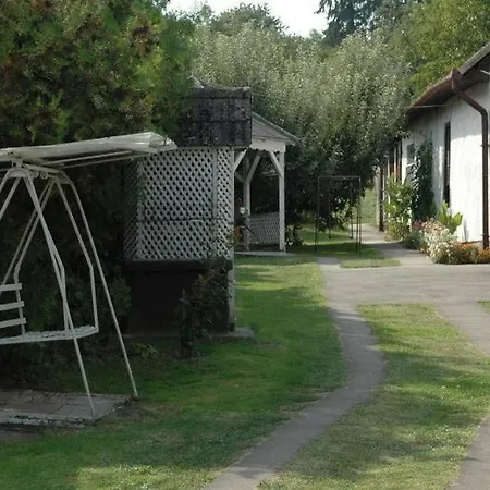 Abcd Apartmanhaz Igal