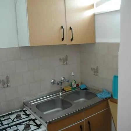 Abcd Apartmanhaz Igal