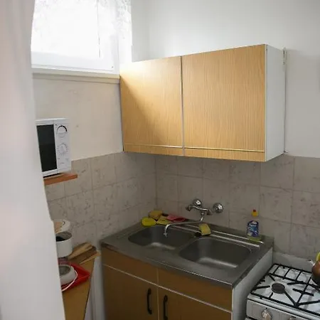 Abcd Apartmanhaz Lejlighed Igal